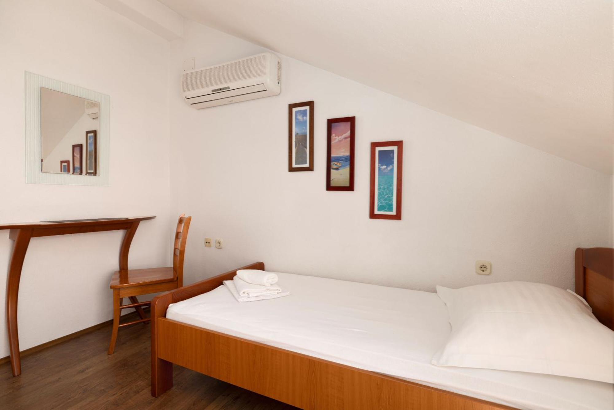 Jasminka Apartments Podgora Exterior foto